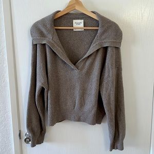 Abercrombie & Fitch Gray Pullover